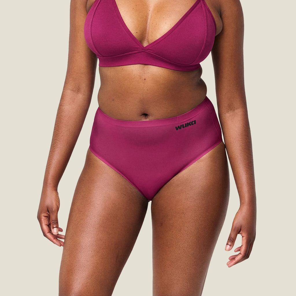 Close-up front view of WUKA Stretch Midi Brief in Burgundy – designed for heavy flow period protection